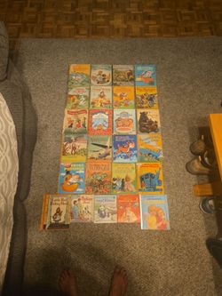 Collection of ChildrensGolden Books and Wonder Books. (25 qty)