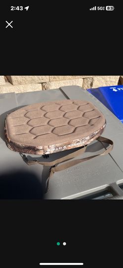 Field And stream Butt Pad For Hunting, Turkey Hunting And Football Games