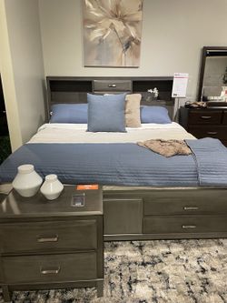 Gray Queen Storage Bed w/ 8 Drawers *Small Space Solution