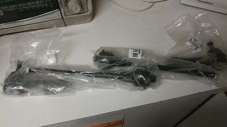 Inner,outer tie rods brand new for 04 silverado also fits Sierra,escalade,Tahoe and Yukon.