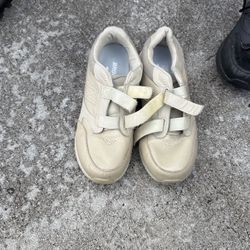 Size 10.5 New Balance