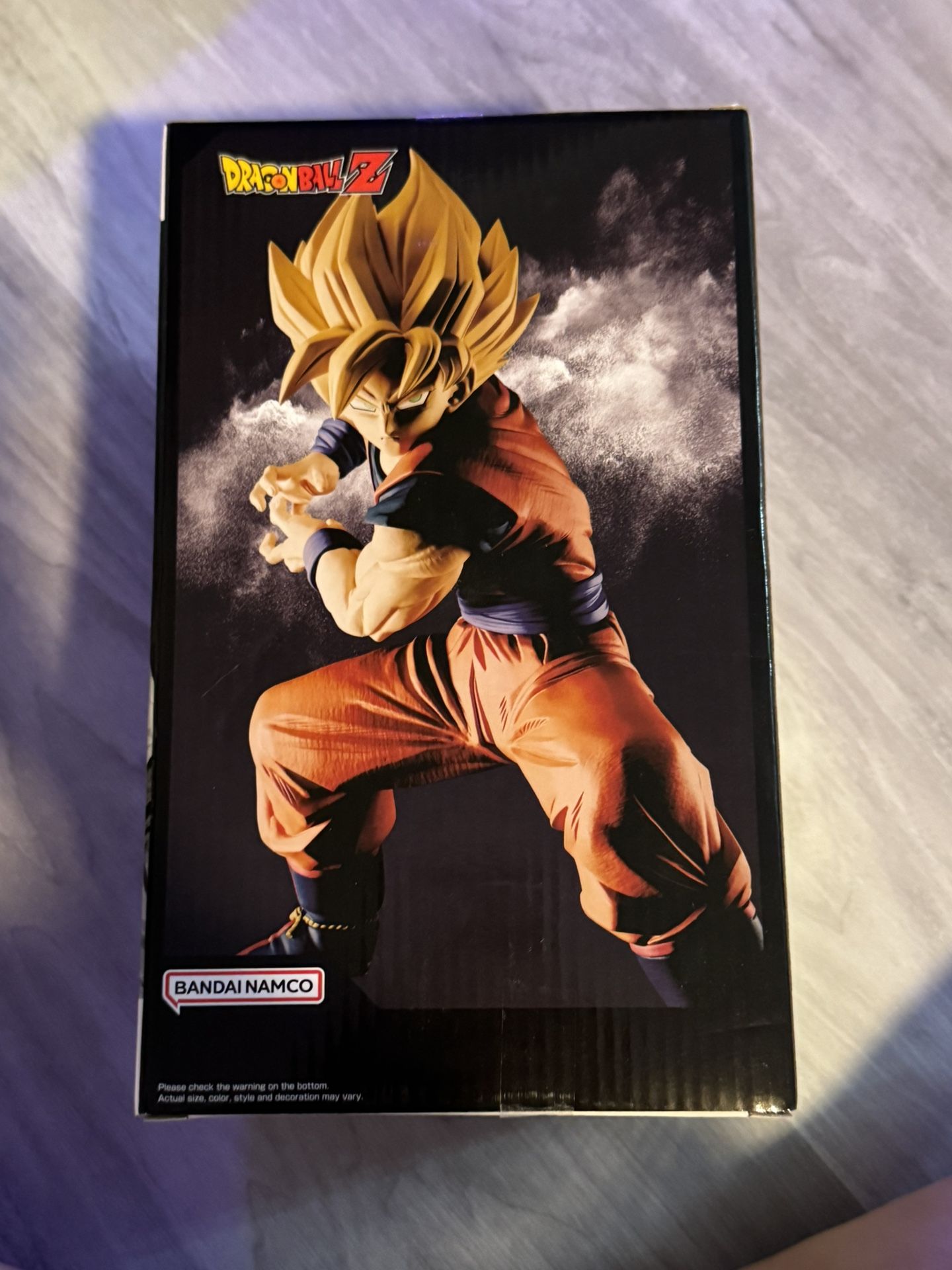 DRAGON BALL Z GOKU FIGURINE