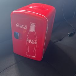 Mini Fridge 