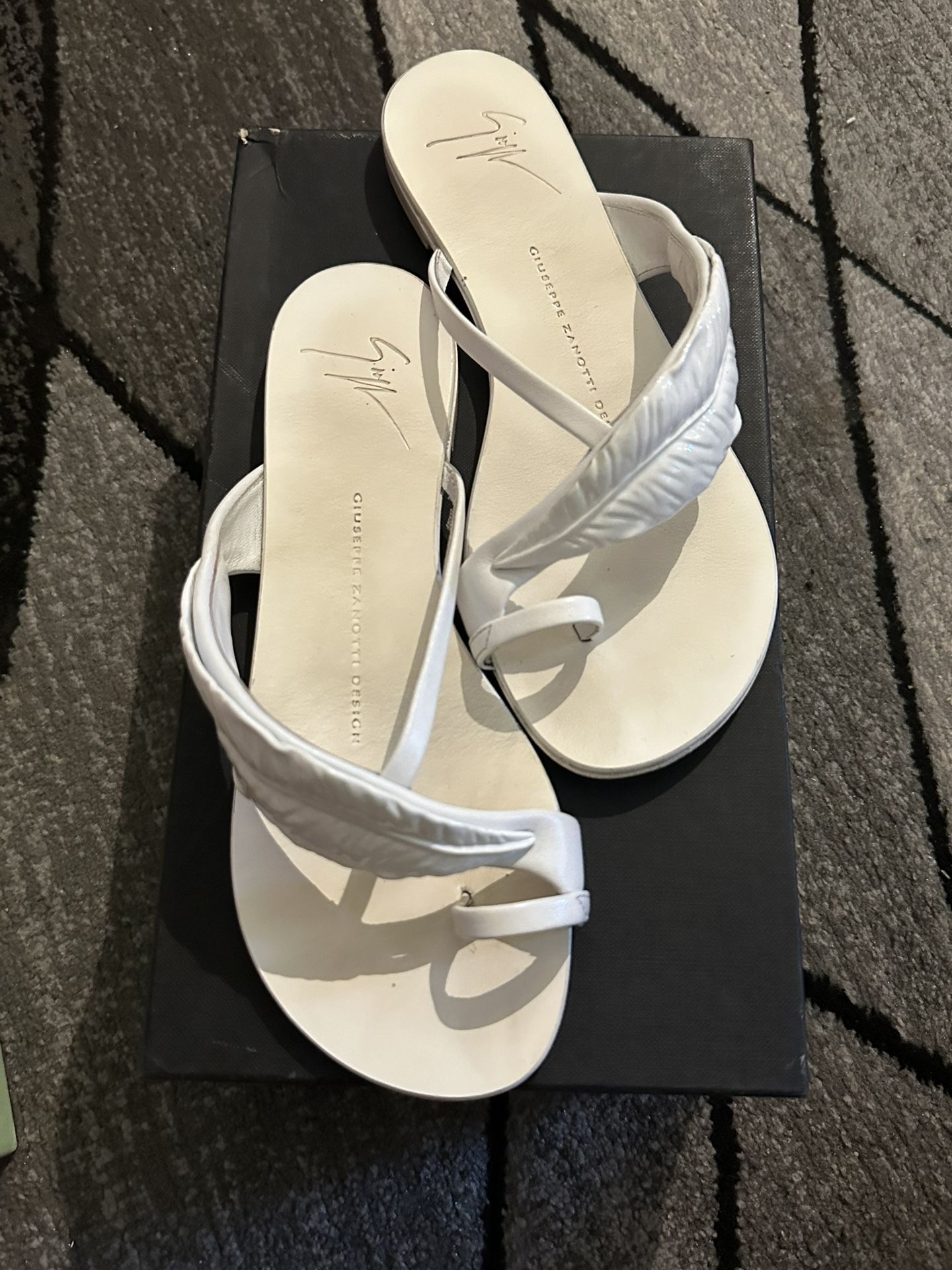 Authentic Giuseppe Sandals