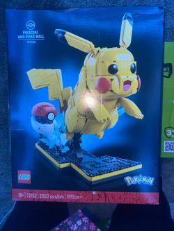LEGO Pokémon Pikachu and Poké Ball Set 72152