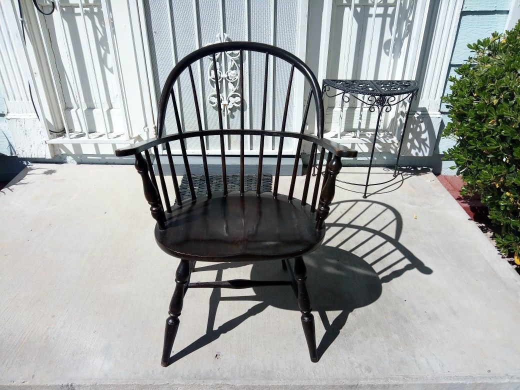 Walnut Windsor Chair 1900