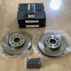 Front Rotors and Brake Pad Set 16-20 Chevy Camaro, 14-10 Cadillac CTS, 16-19 Cadillac CT6