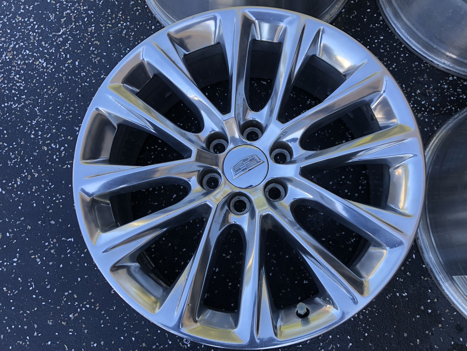 Escalade 22 Inch  Rims