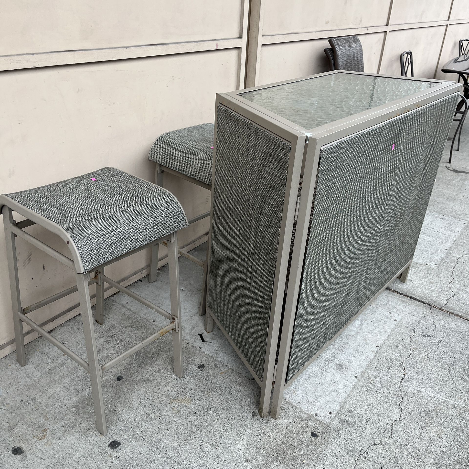 Outdoor Patio Bar Table Chairs Set (in Store) 