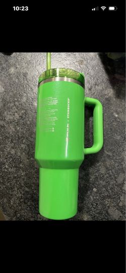Stanley cup Starbucks exclusive green