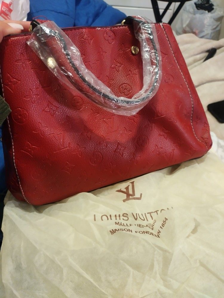 Louis Vuitton Bag Best Offer for Sale in Chelsea, MA - OfferUp