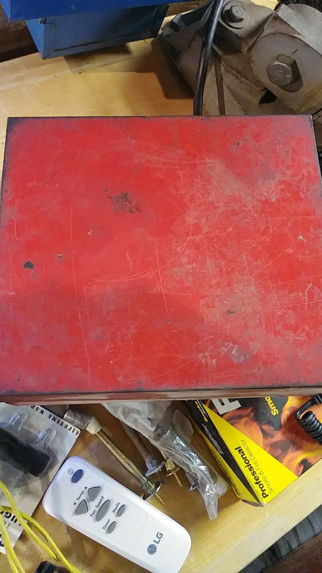 WEN Electric Soldering Gun Metal Box 8" x 8" x 3"