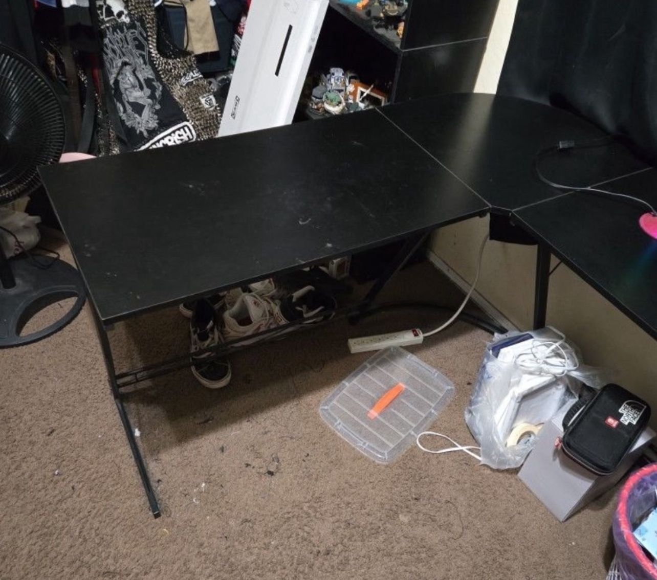 L- shape Desk