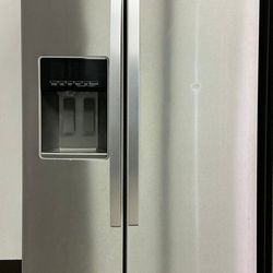 Whirlpool Side by Side Refrigerator *In-Door Ice Maker*