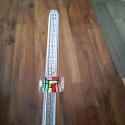 Very Pretty Vintage Lucite Ring