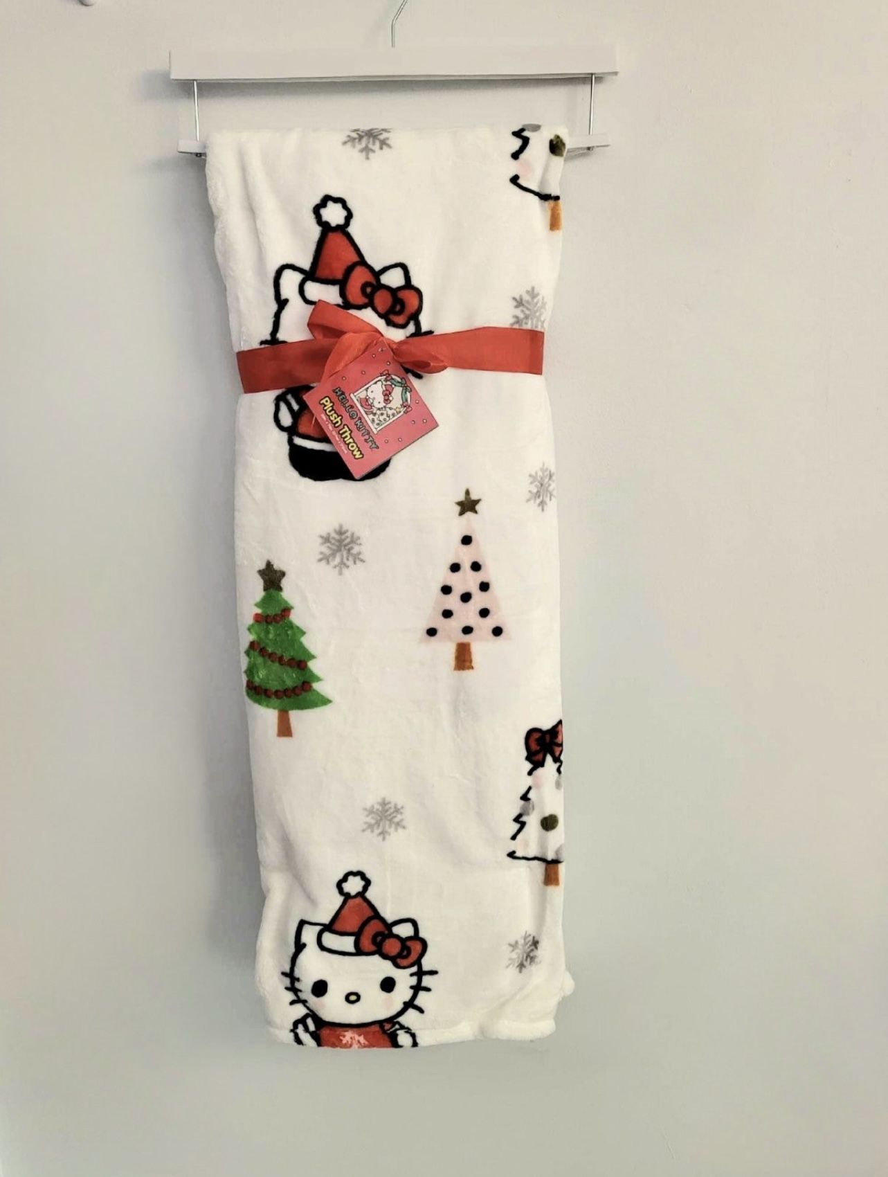 Hello Kitty Christmas Blanket 