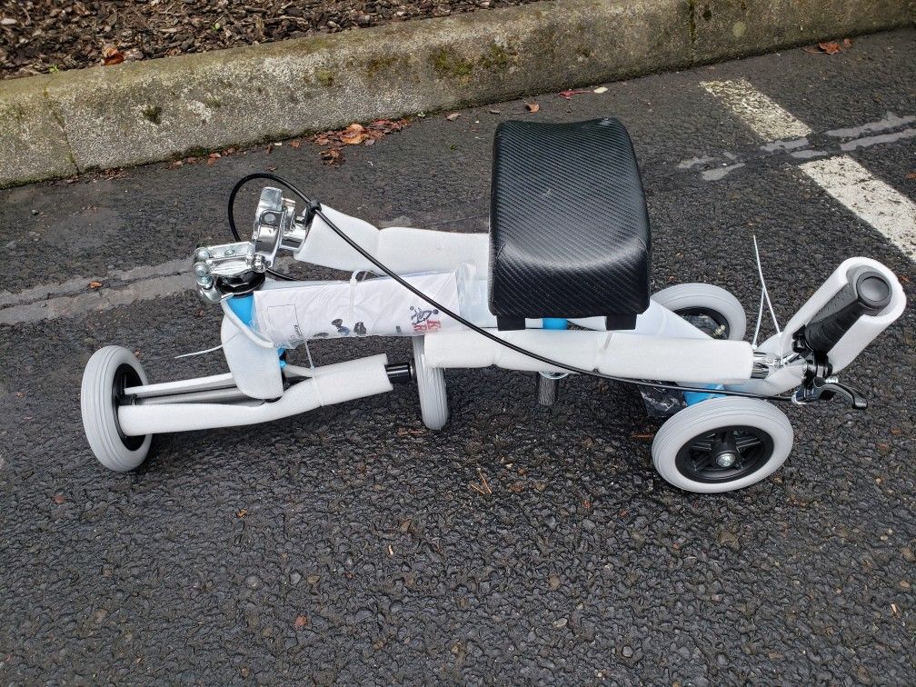 Knee Rover New