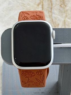 Apple, I watch series 8 and men’s iwatch series 7 mint condition