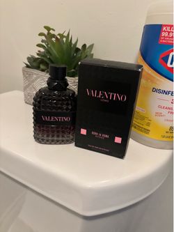 Valentino EAU DE PERFUM INTENSE