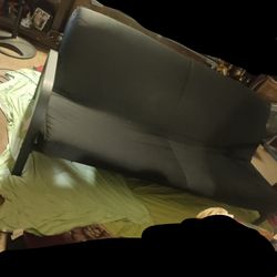 Black Futon