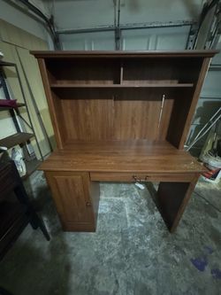 Computer Desk