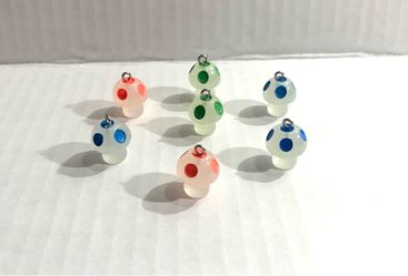 7 GLOW IN THE DARK MUSHROOM CHARMS FOR JEWELRY MAKING / BRAND NEW