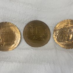 Set Of Three Vintage Wendell August Forge Solid Bronze Wall Plates 