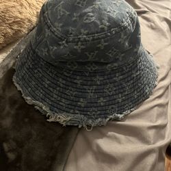 Louis Vuitton Hat