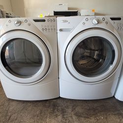 Whirlpool Washer & Gas Dryer Set 