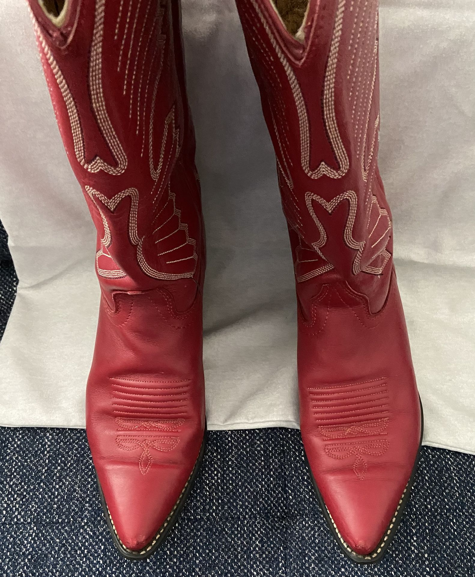 Women’s Red Cowboy Boots
