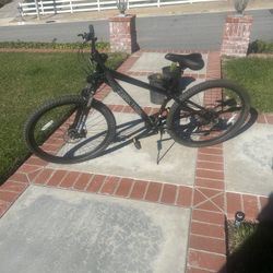 Ozark Trail men’s mountain bike 26 inch