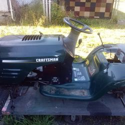 Craftsman Riding Lawnmower