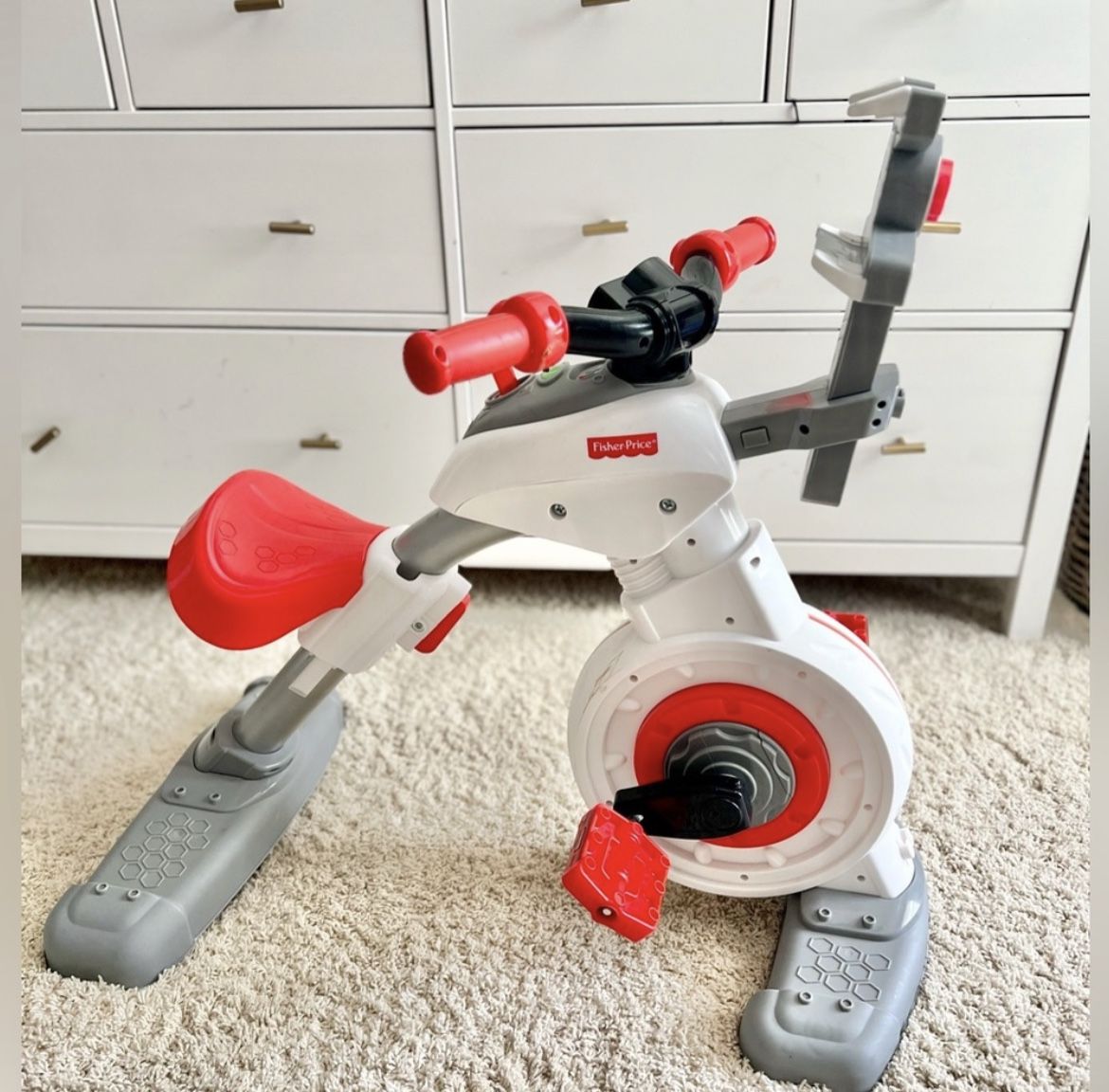 BNC FISHER PRICE Think & Learn Smart Cycle - WIRELESS BLUETOOTH- (PELOTON JR BIKE)