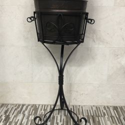 Southern Living Metal Bucket With Wrought Iron Stand ... Check Out My Other Offers Too 