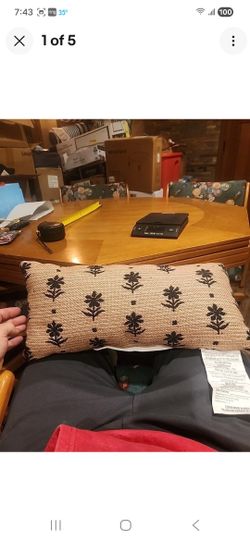 Threshold Outdoor Pillow 