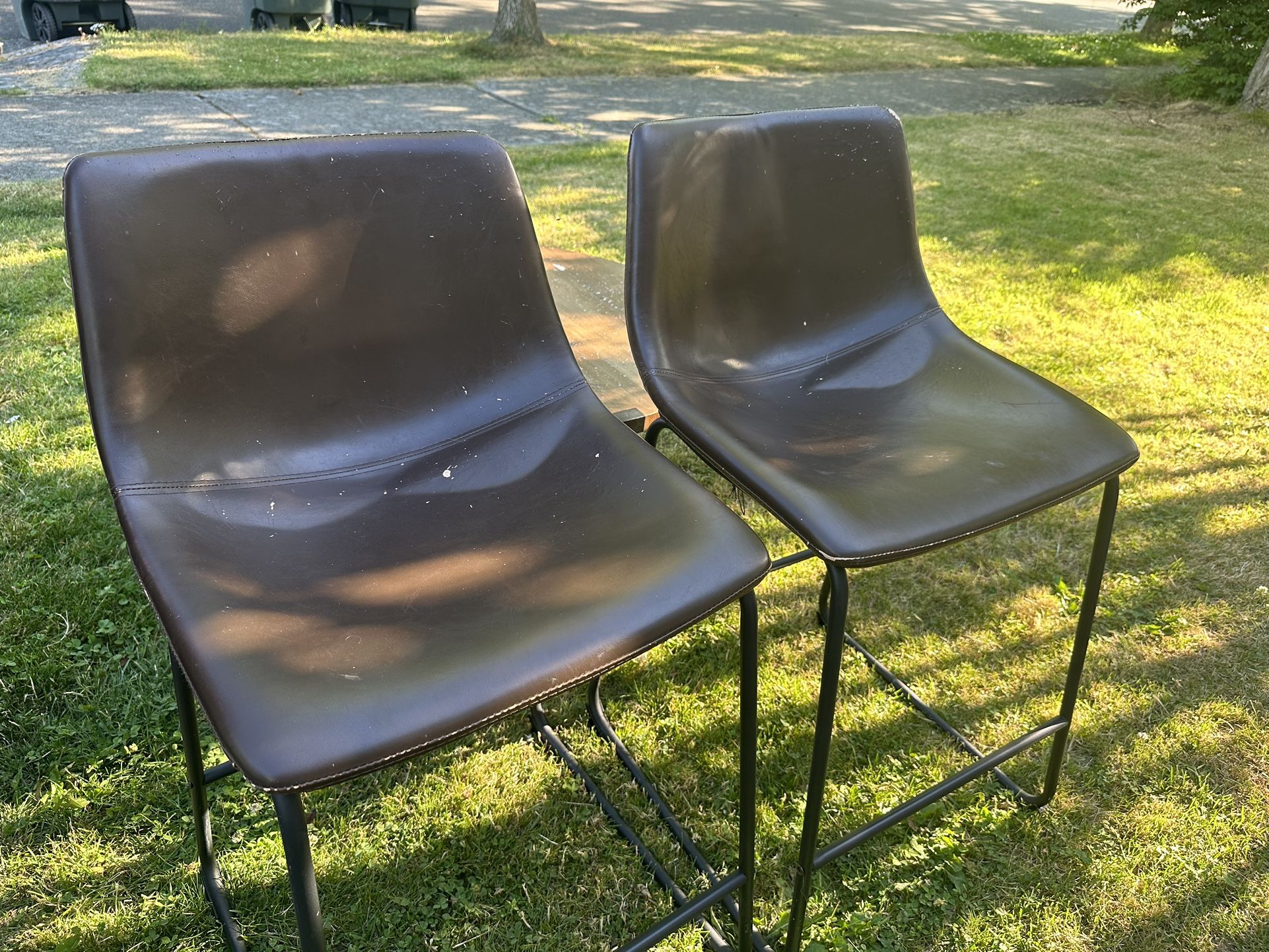 Free Bar Stools