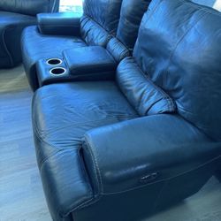 Black 3 Piece Reclining Sectional
