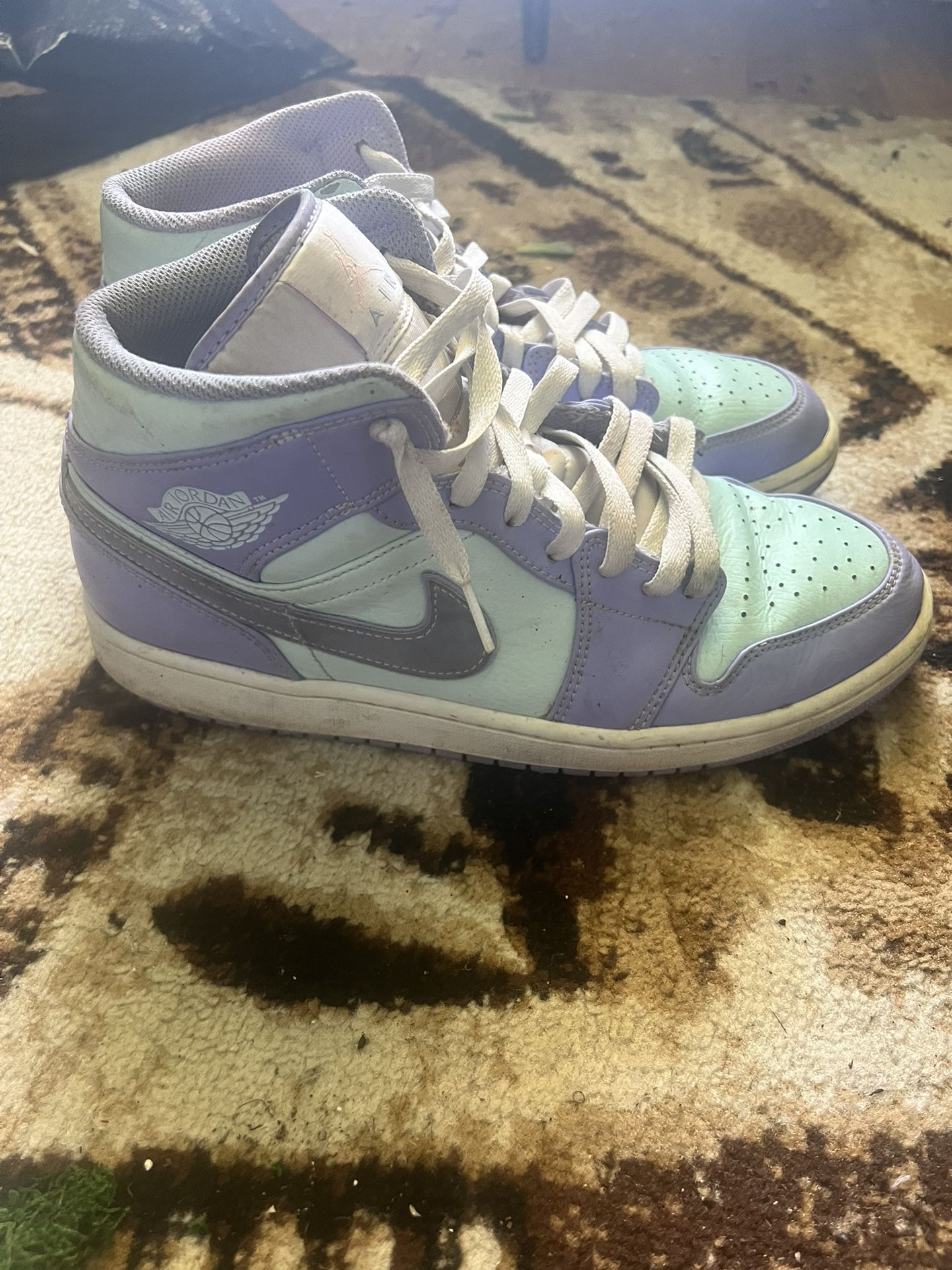 Jordan 1 “Purple Pulse”