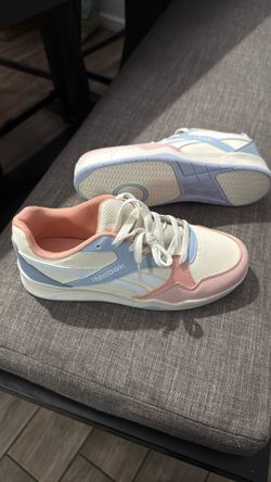 Reebok Women 6