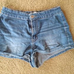 Refuge Jean Shorts Size 8