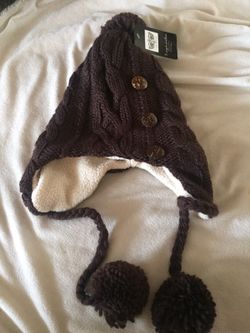 Adult women's winter hat, brown