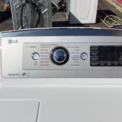 VERY NICE LG FRONT LOADER SET CLEAN SANITIZED READY FOR USE