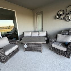 4pc Patio Set & A Gas Charcoal Grill