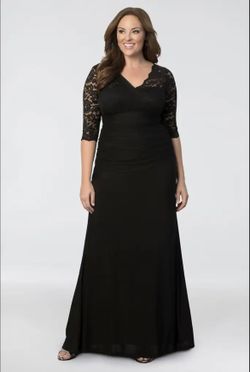 David's Bridal Kiyonna Soiree Plus Size Evening Gown (size 2x and 3x)