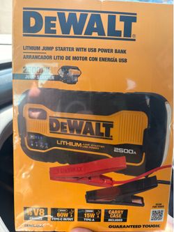 New in box Dewalt lithium jump starter usb power bank 2500 peek amp