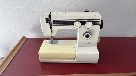 Riccar RM 540 Super Stretch Sewing Machine