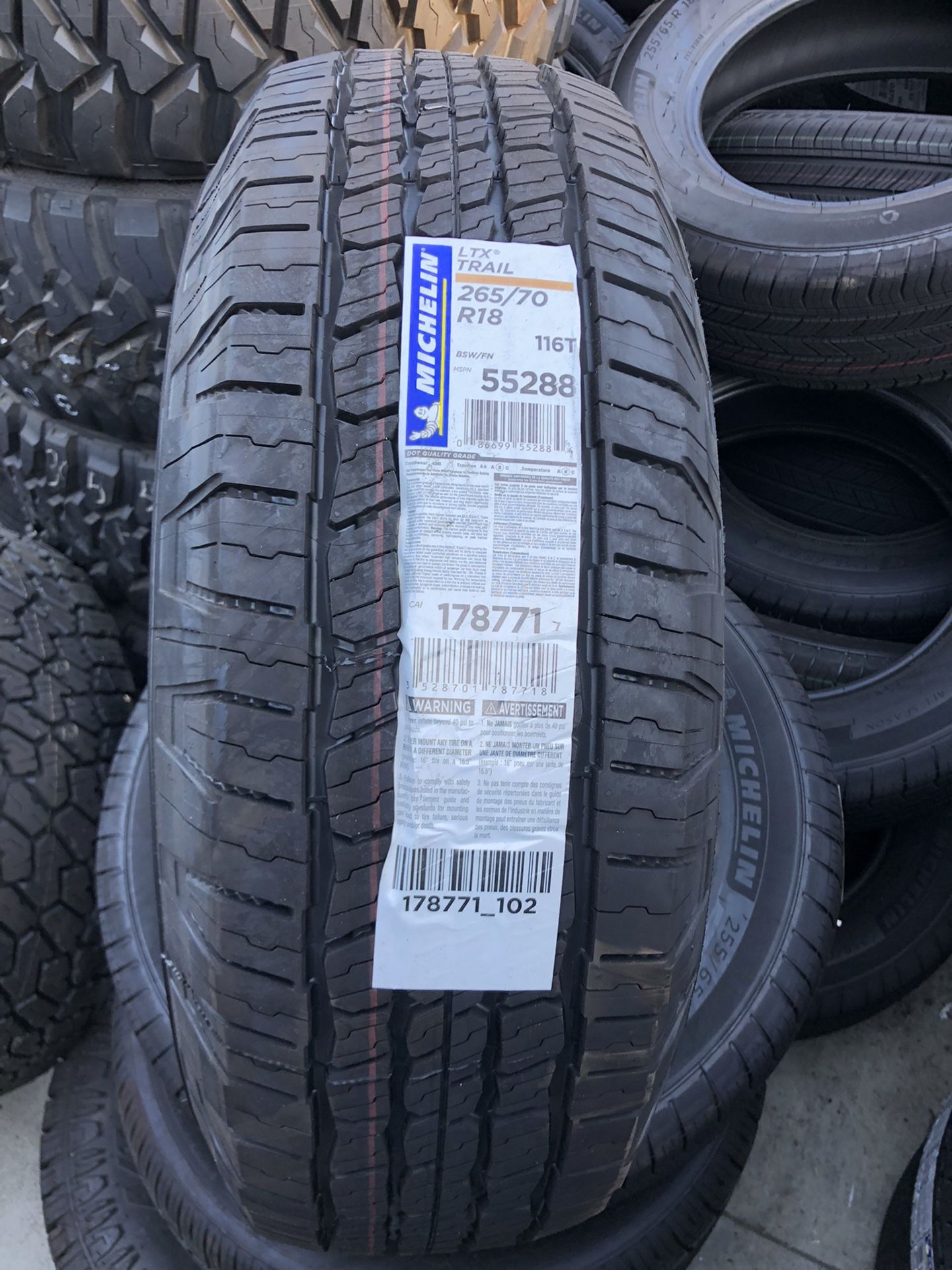 MICHELIN LTX TRAIL 265/70 R 18 タイヤ Michelin LTX Trail 265/70R18 Load Range SL - OK4WD