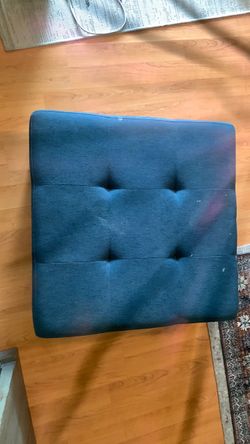 Free ottoman/storage