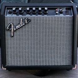 Fender Frontman 15 Amp