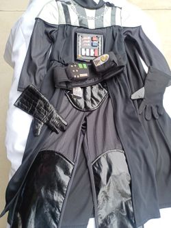 STAR WARS Darth Vader Costume Size 4-5 $ 15.00